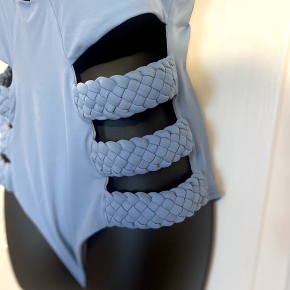“GUAYABERI” Bonluka Cut Out Braided Swimsuit - Picture 10 of 16
